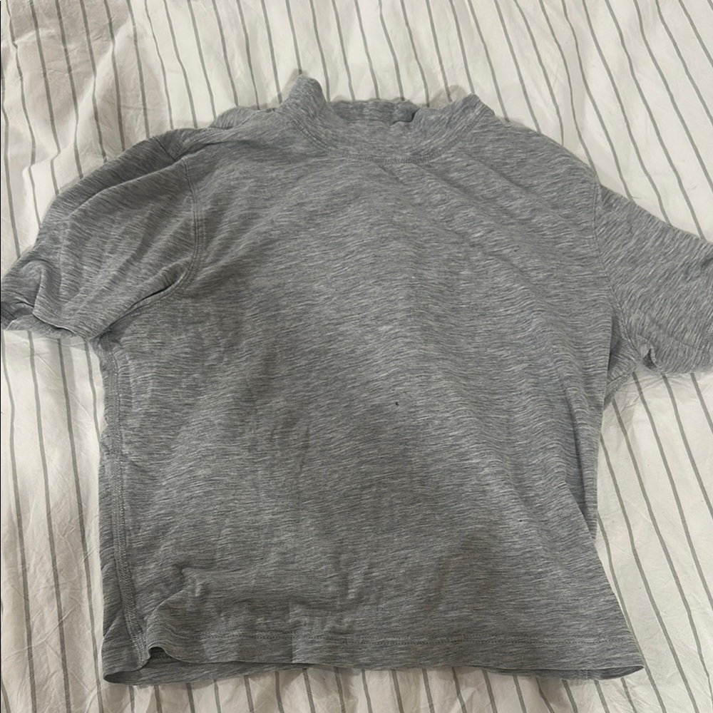 lululemon athletica Gray Crop Top